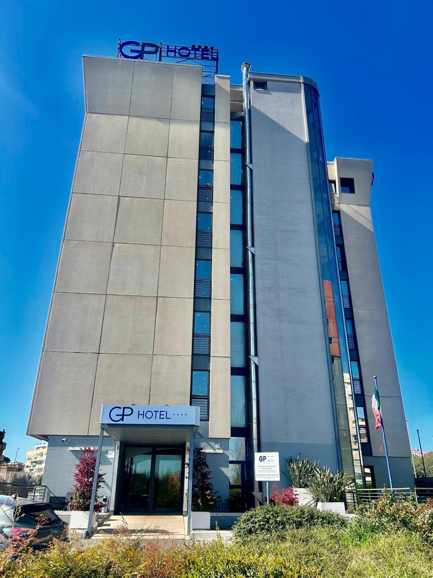 Hotell Gp 4*