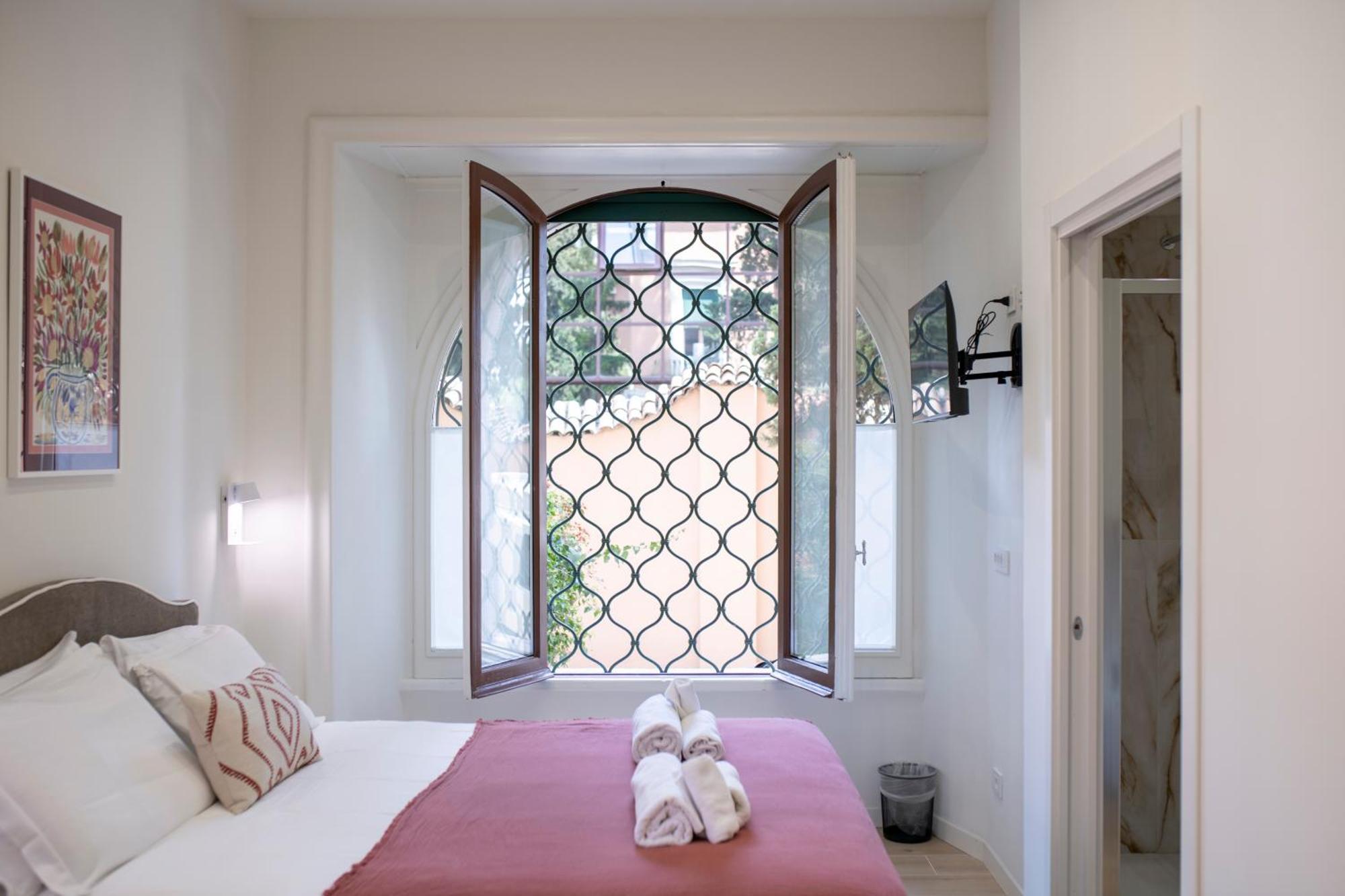 Domus Giulio * Rom