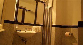 Bellesuite Bed & Breakfast 3*