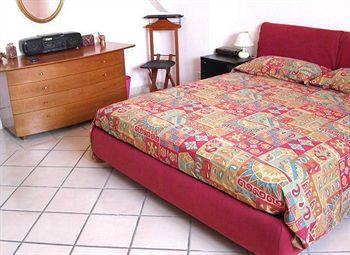 Bed & Breakfast Da Roy A Cinecitta 3*