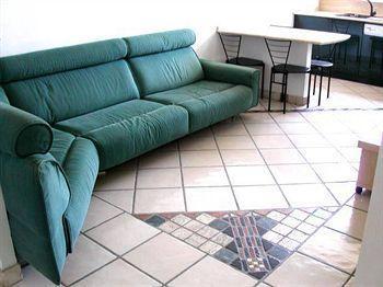 Da Roy A Cinecitta Bed & Breakfast 3*