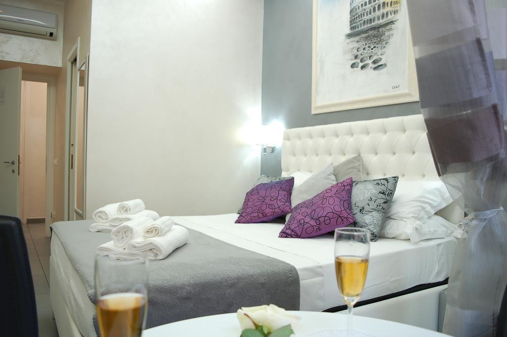 Relais Cavour 2* Rom