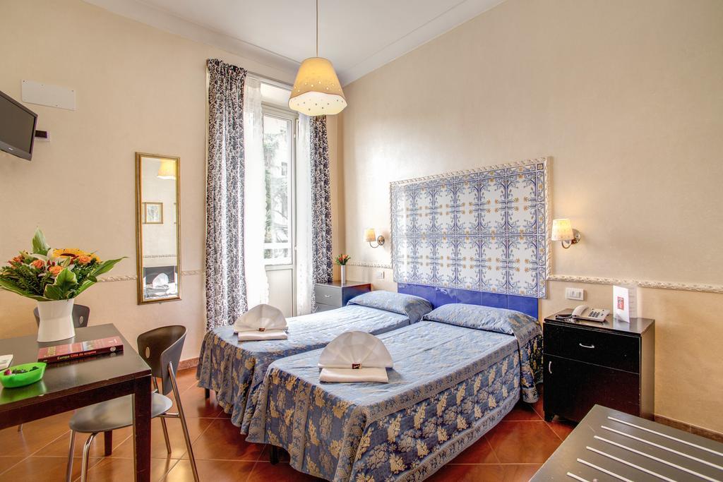 Hotel Picasso *