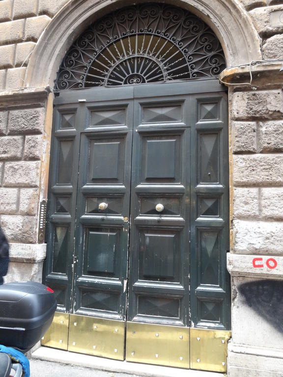 Alojamento de Acomodação e Pequeno-almoço Bye Bye Pantheon