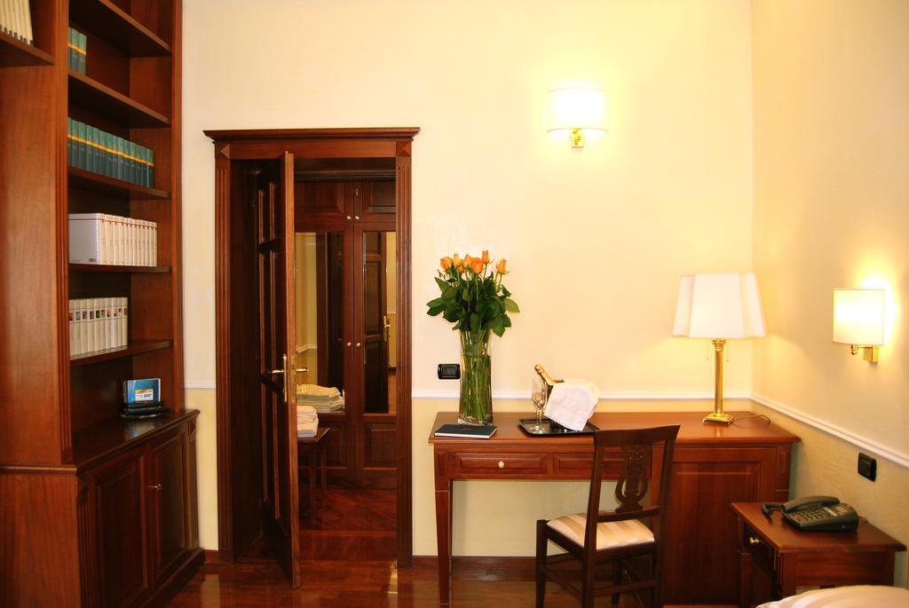 Affittacamere Luxury Ludovisi 3*