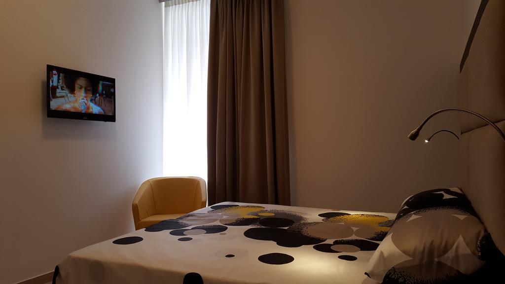 Gjestgiverier Finestra Su Monti