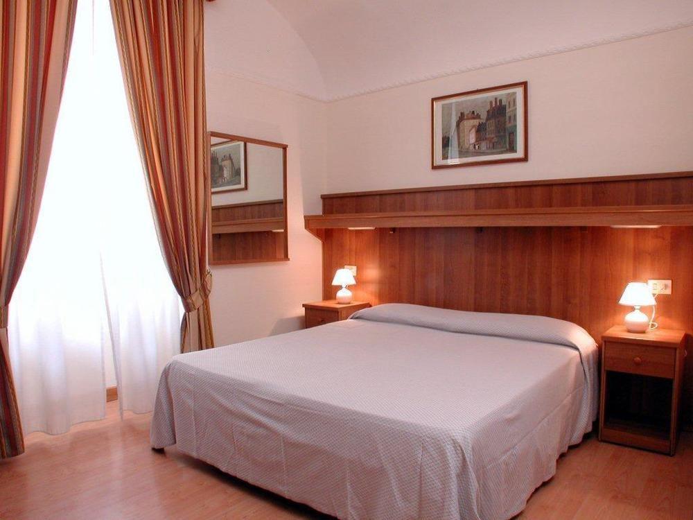 Altavilla 9 Hotel