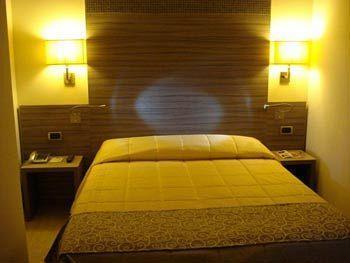 Morrisson Exclusive 2* Roma