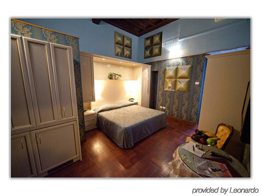 Residenza Canova Tadolini - 4* Roma
