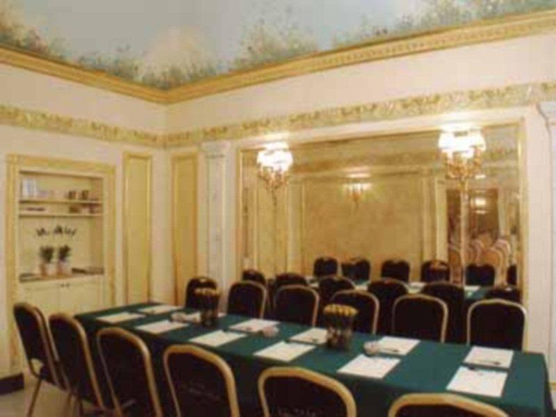 Champagne Palace