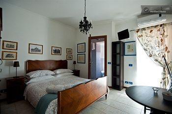 Bed and breakfast Abbraccia Morfeo 3*
