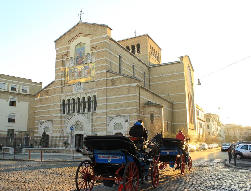 Alojamento de Acomodação e Pequeno-almoço Testaccio Roma