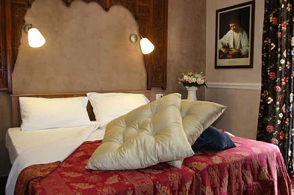 Caravaggio Hotell 3*