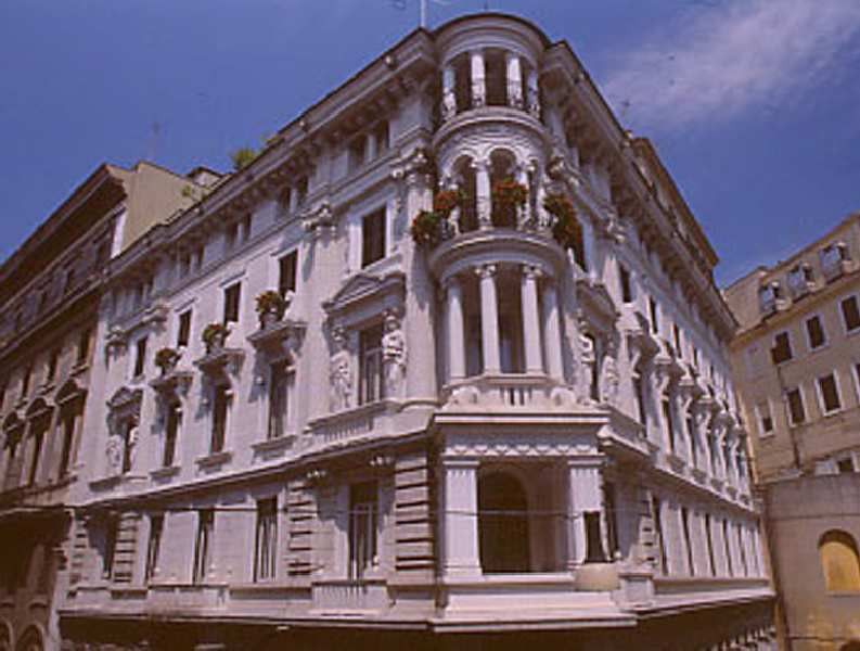 Hotel Le Petit 3*