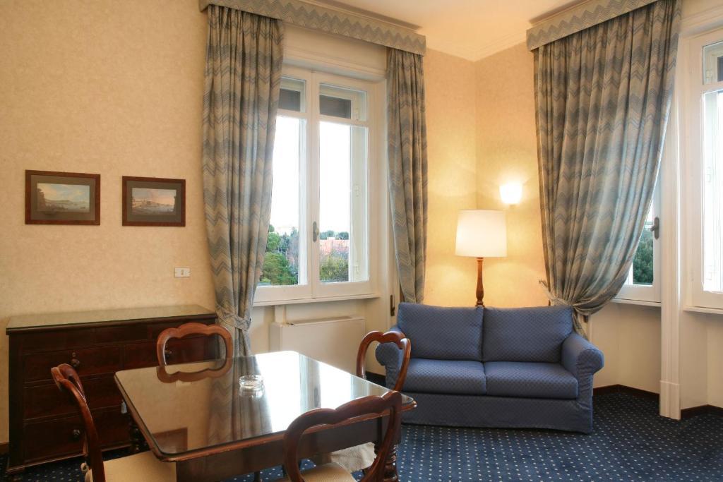 Aldrovandi Hotell 4*