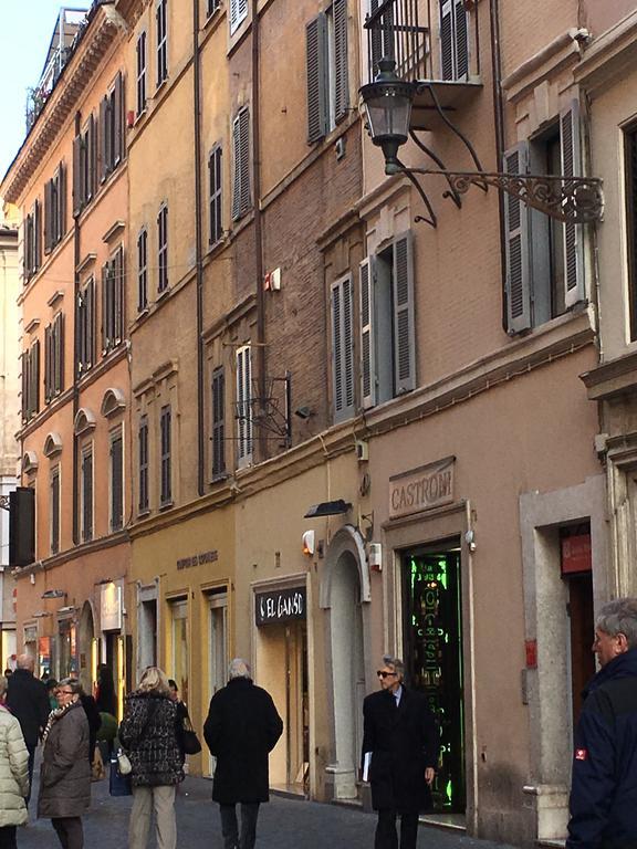 Domus Frattina Bed and breakfast *