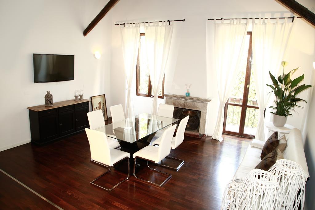 Vicolo Moroni Apartamento *