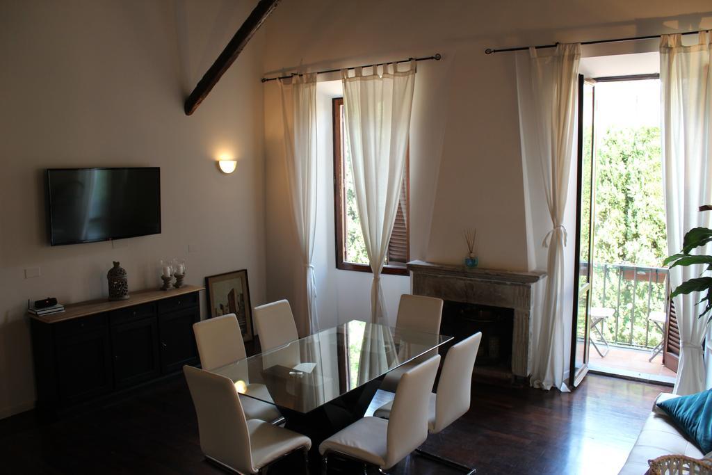 Vicolo Moroni Roma