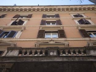 Carlo Alberto House Bed & Breakfast Roma