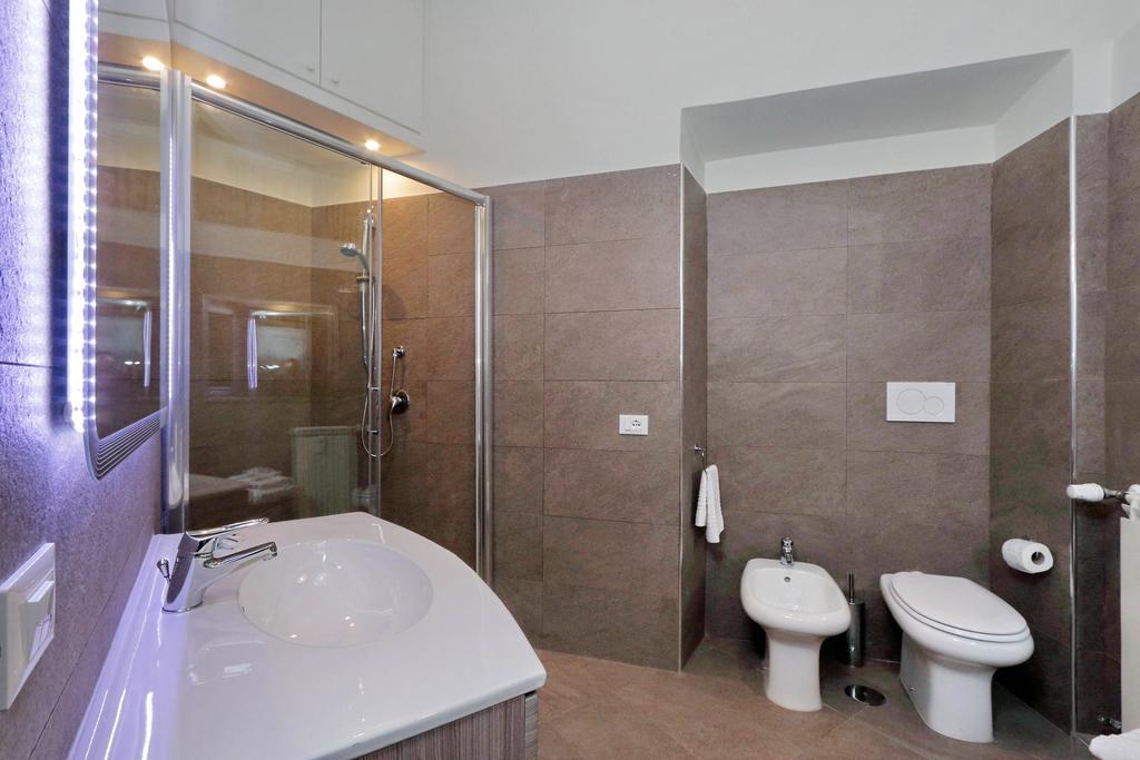 Trevi Vicolo Scanderbeg Rom