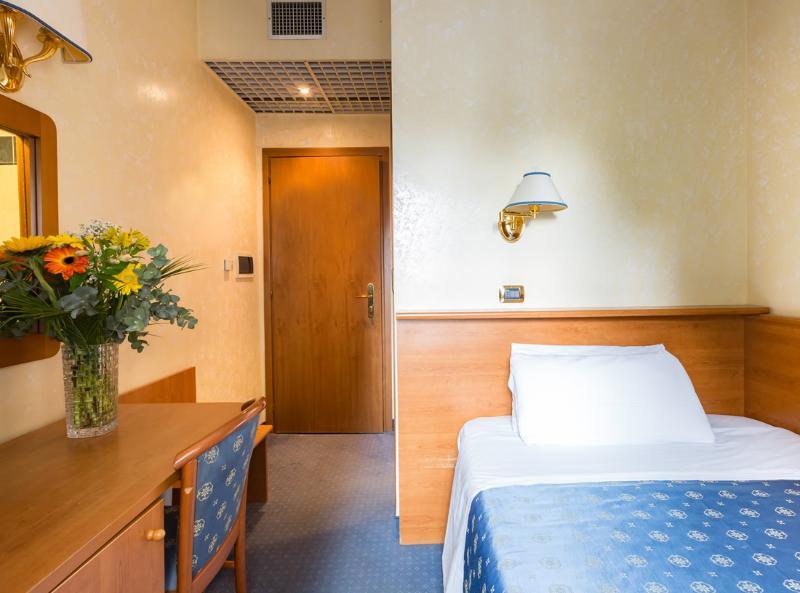 Baltik Hotell 2*