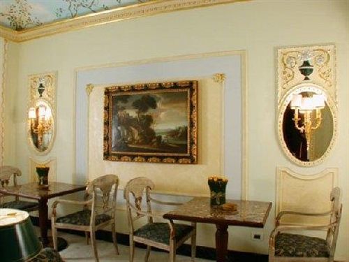 Hotell Champagne Palace 4*