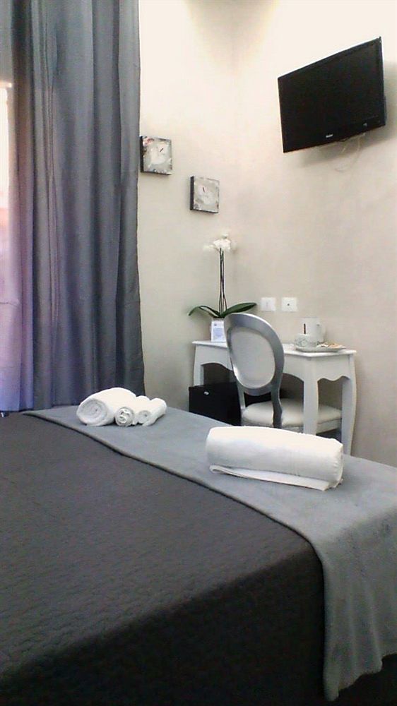 Relais Cavour 2* Rom