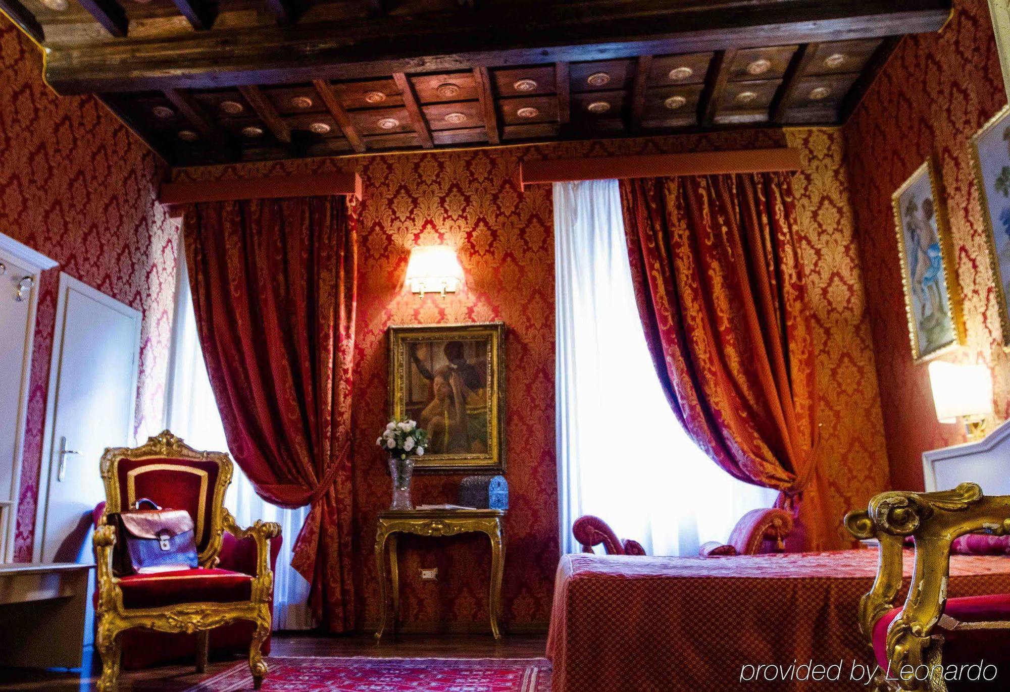 Gjestgiverier Residenza Canova Tadolini -
