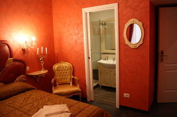 Pope's Bed & Breakfast Roma