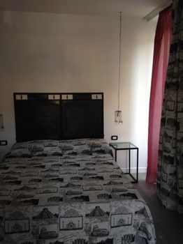 Acomodação com café da manhã  5rooms 3*