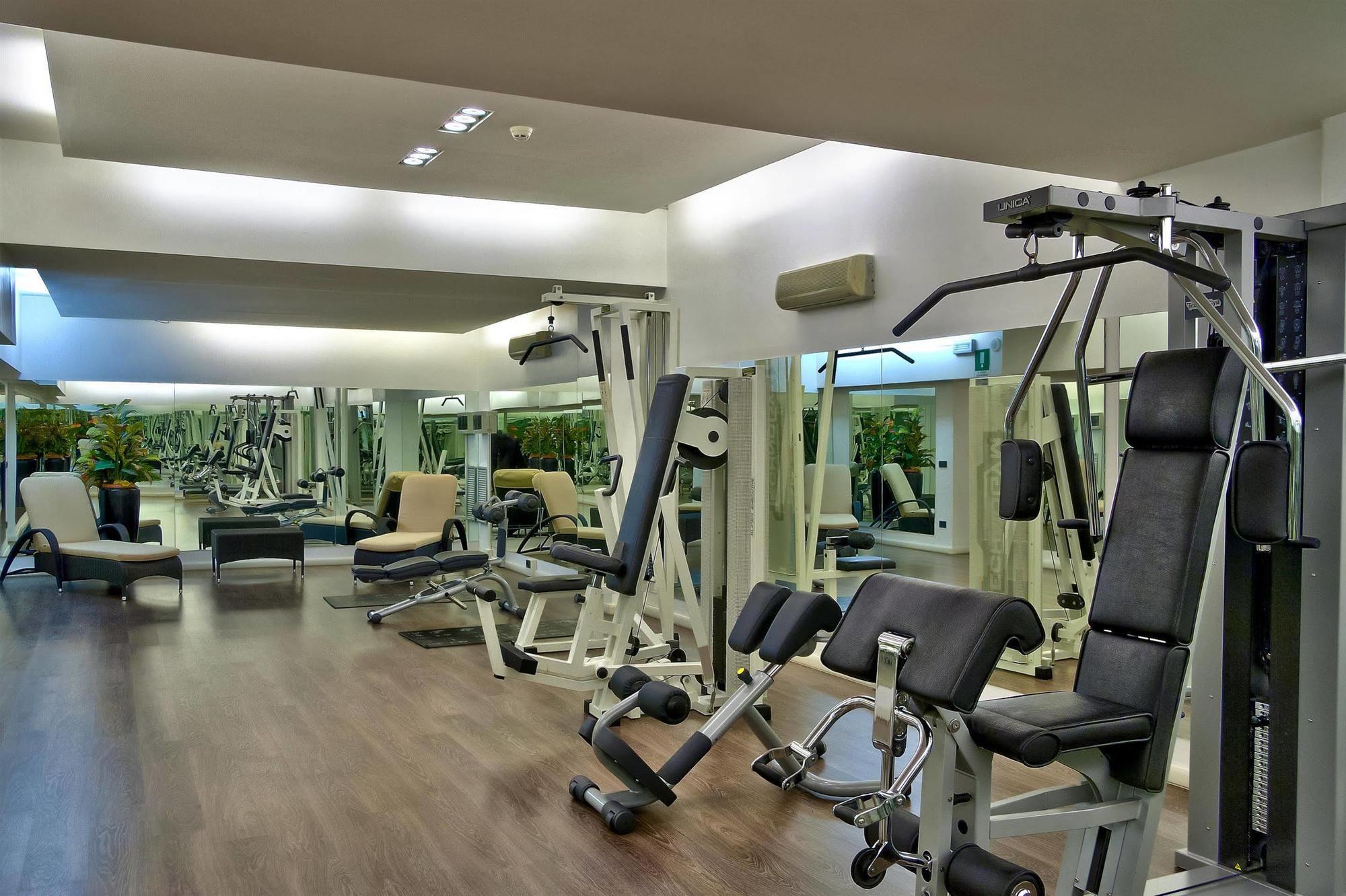 Tor Vergata Hotell 4*