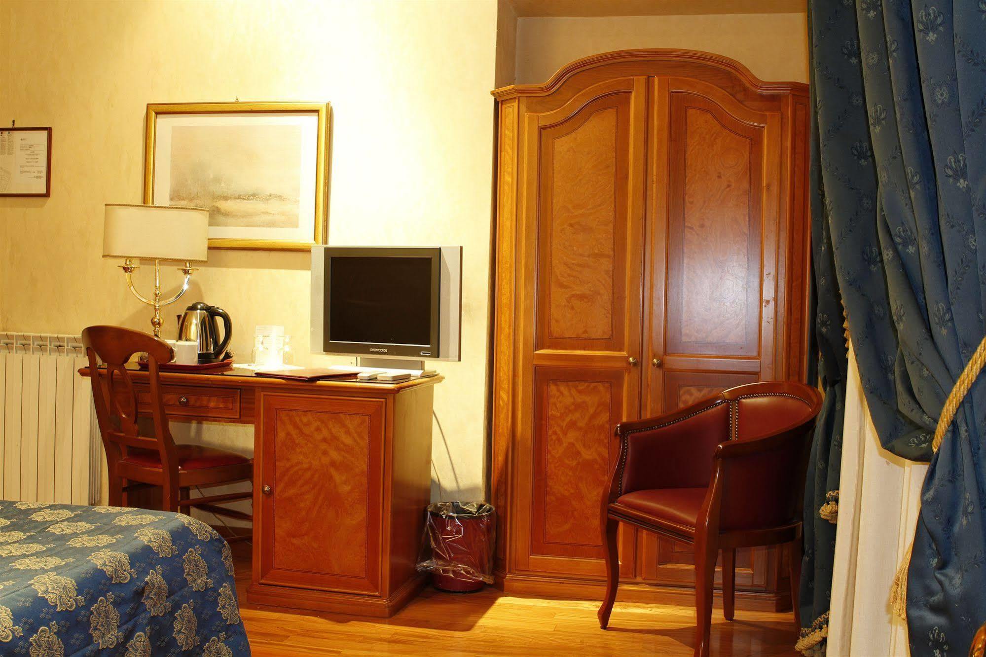 Genio Hotel Roma