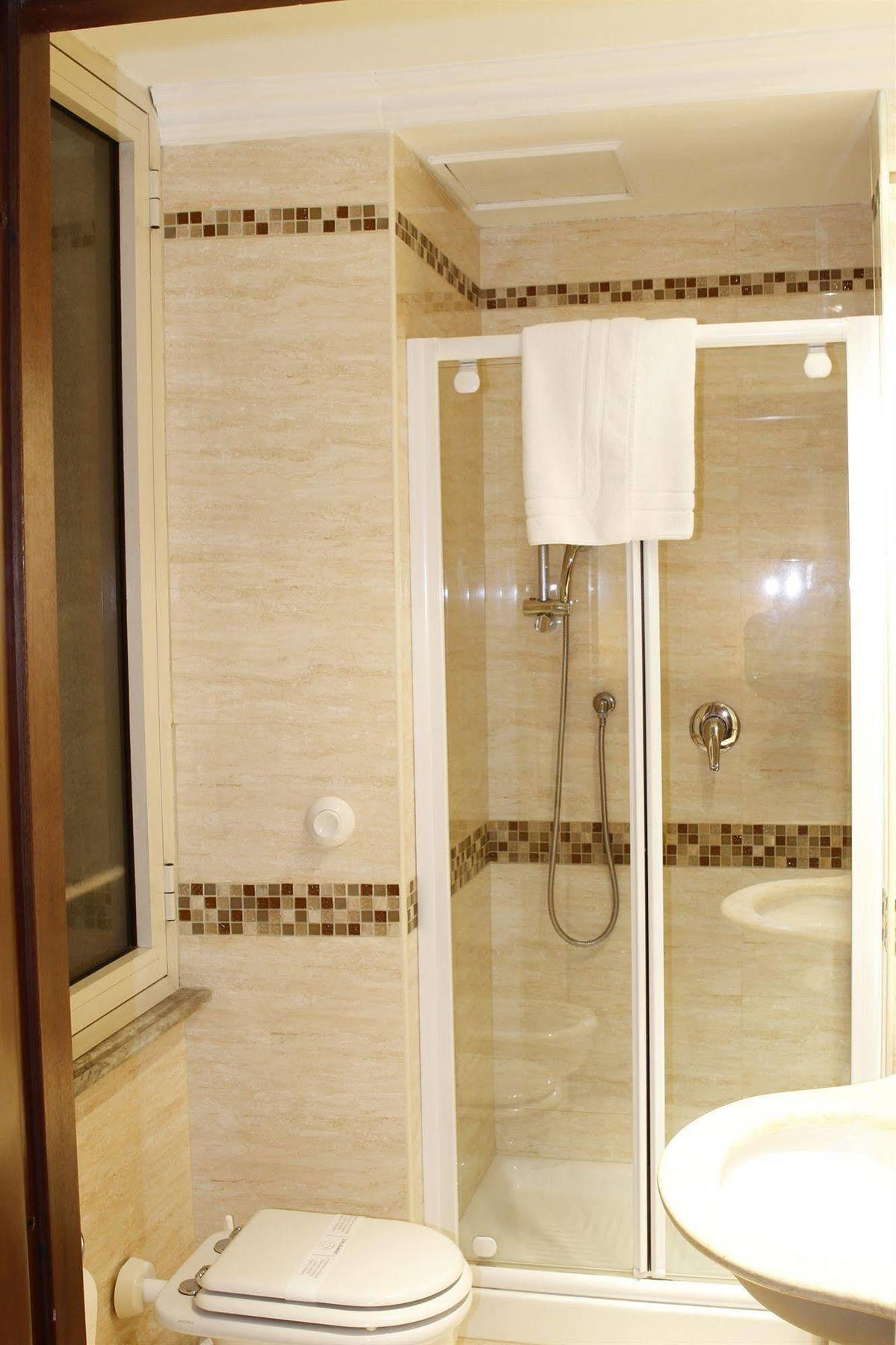 Genio Hotel