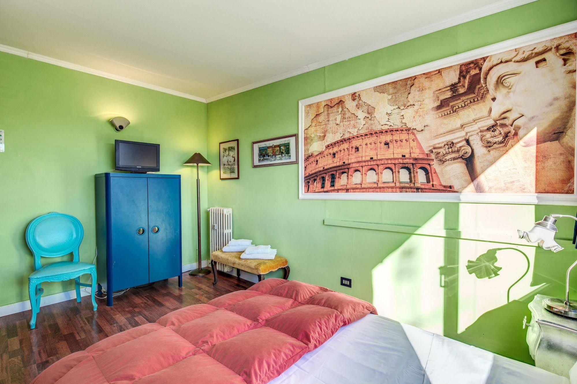 Piramide Terrace Alojamento de Acomodação e Pequeno-almoço Roma