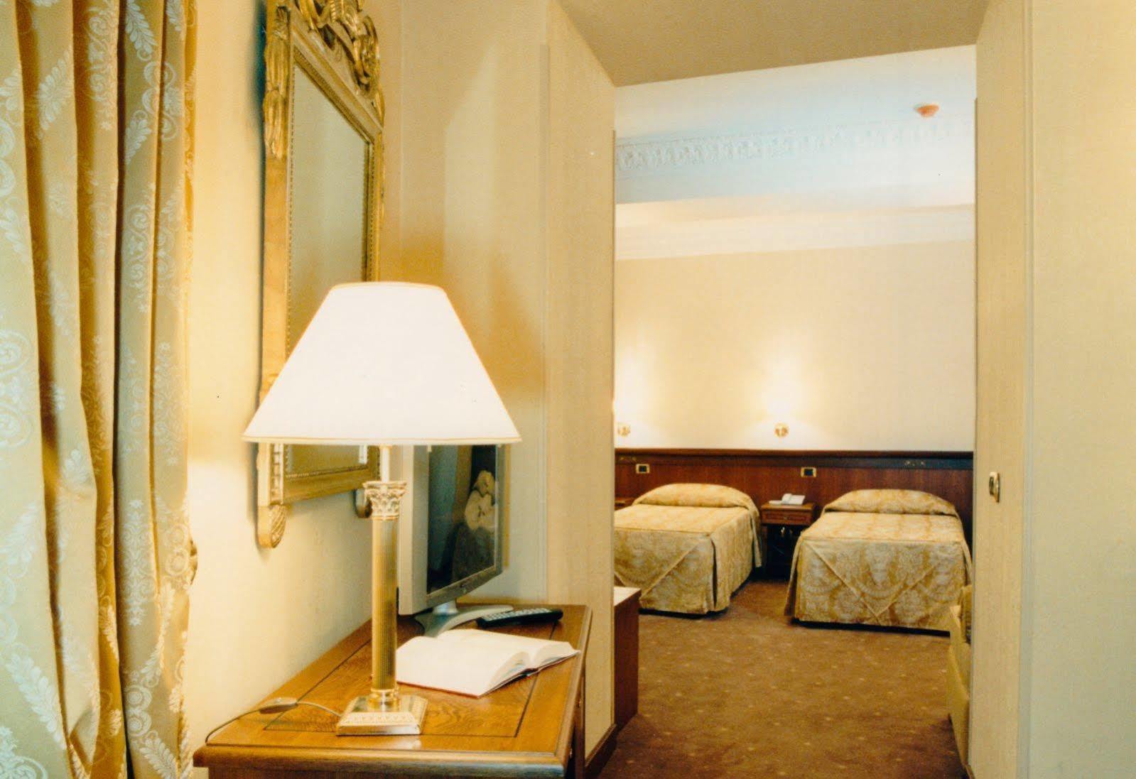 Hosianum Palace 3* Roma