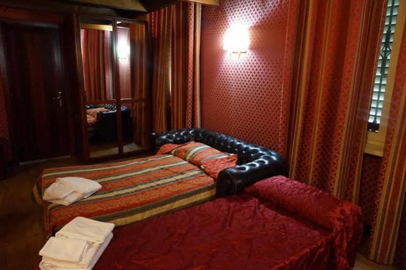Galles Hotell 3*