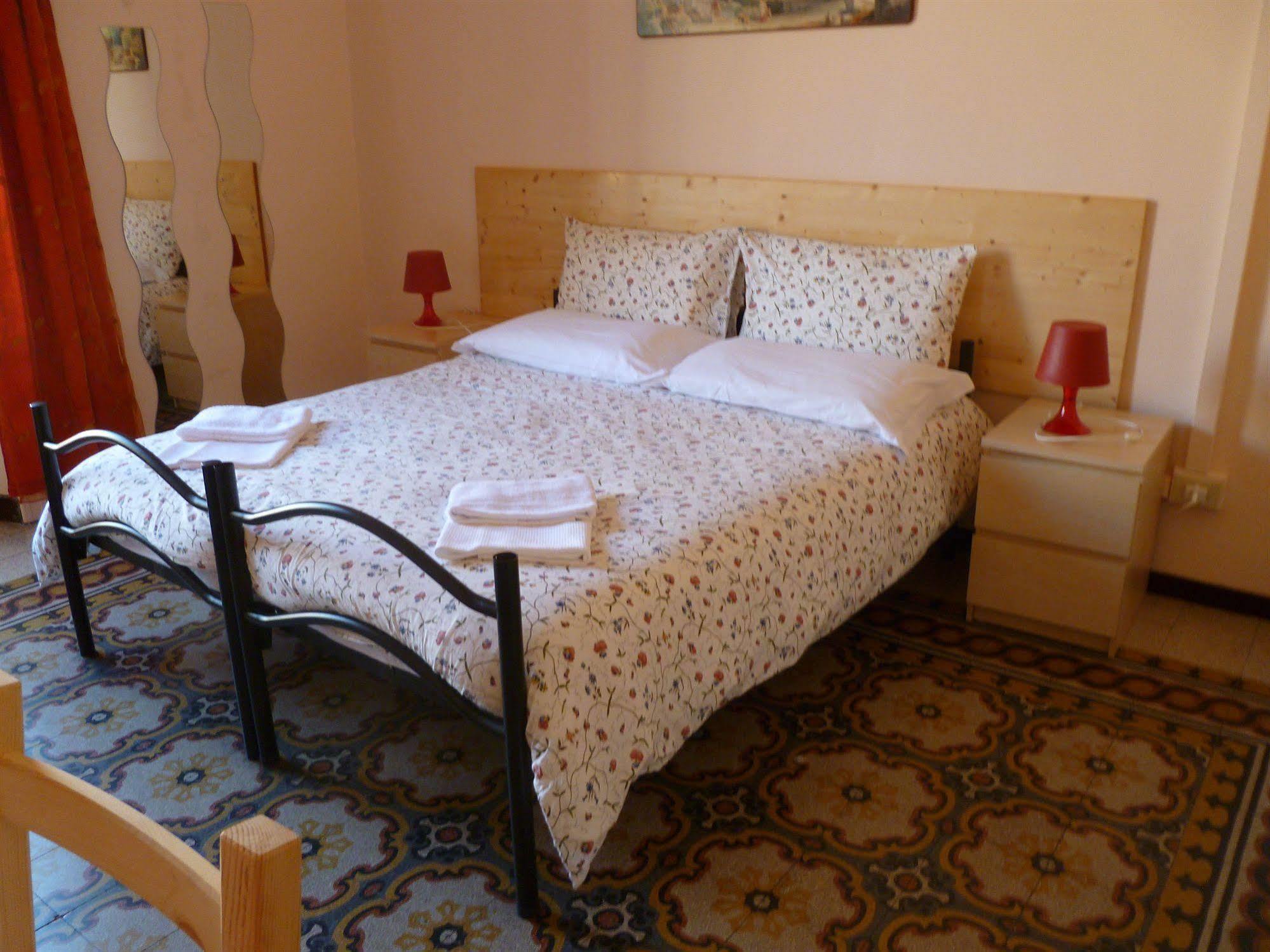 Carlo Alberto House Bed & Breakfast Roma