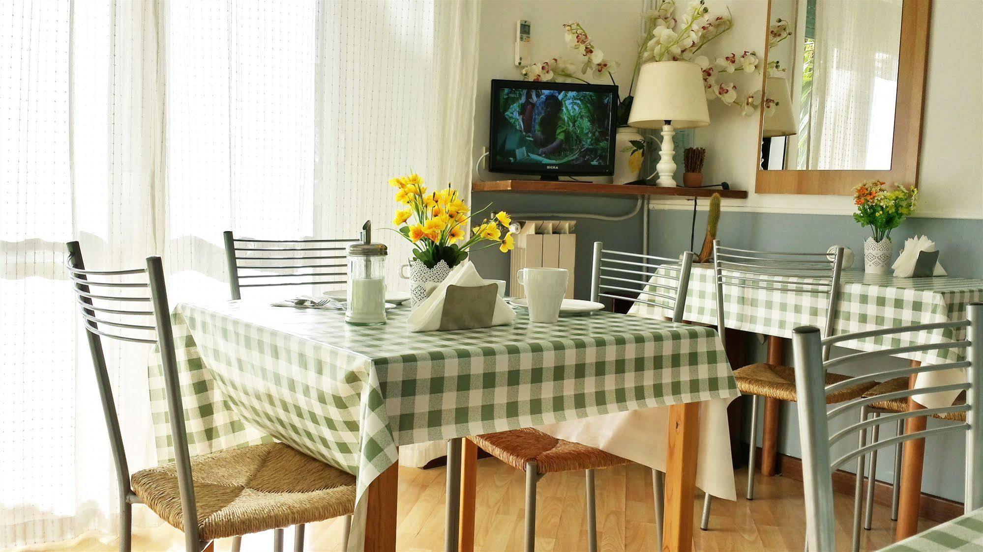 Maison Genevois 3 Frühstückspension 5*