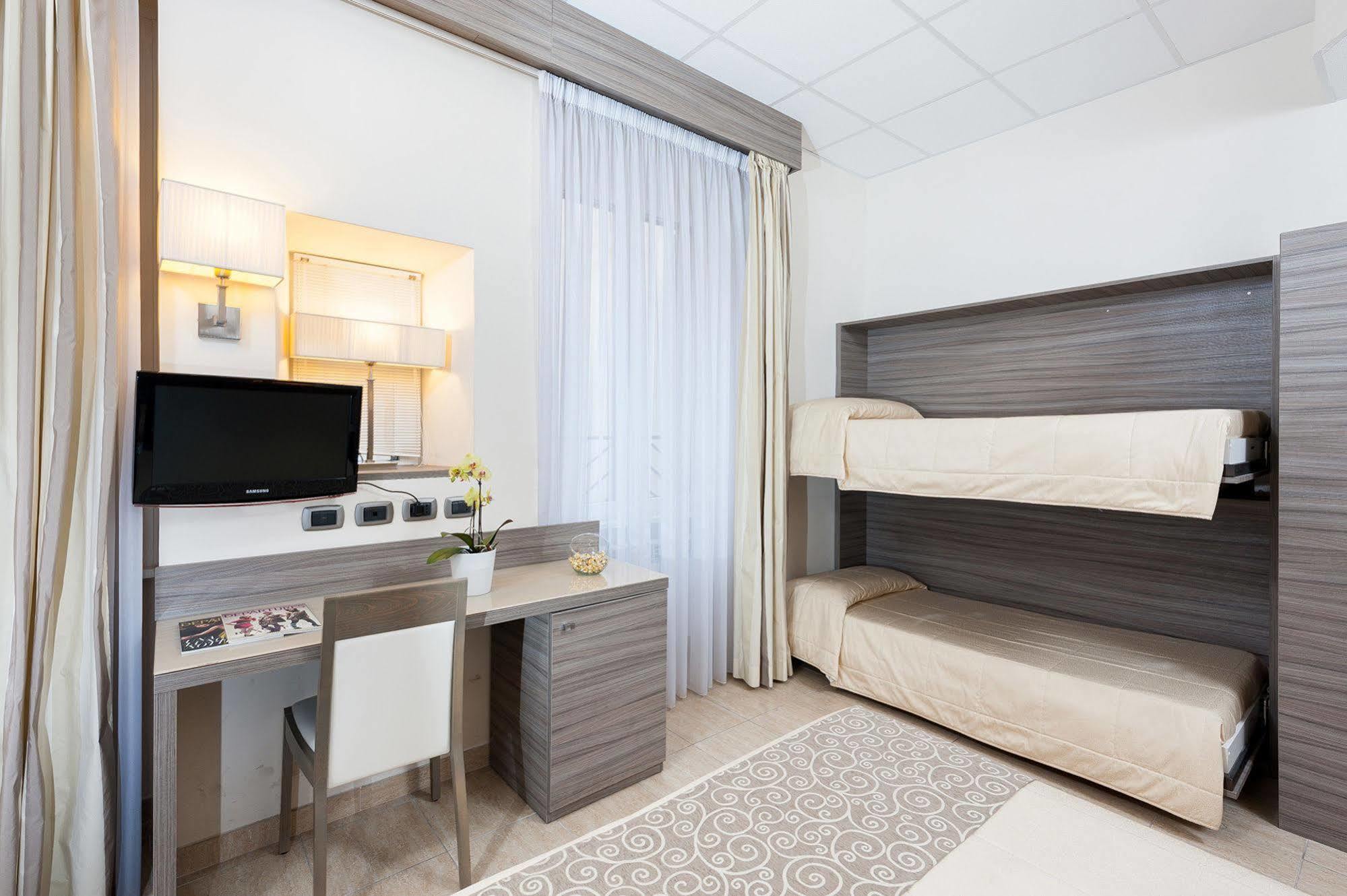 Morrisson Exclusive Roma