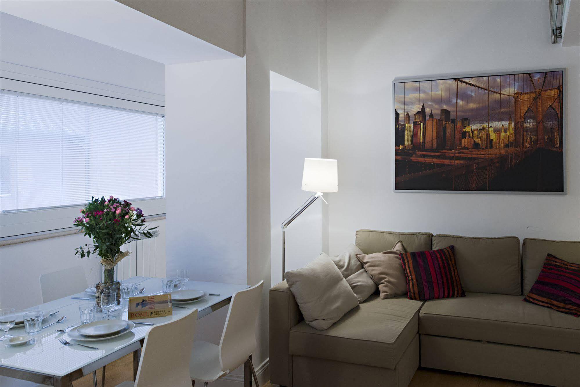 Maison Giulia Bed & Breakfast 2*