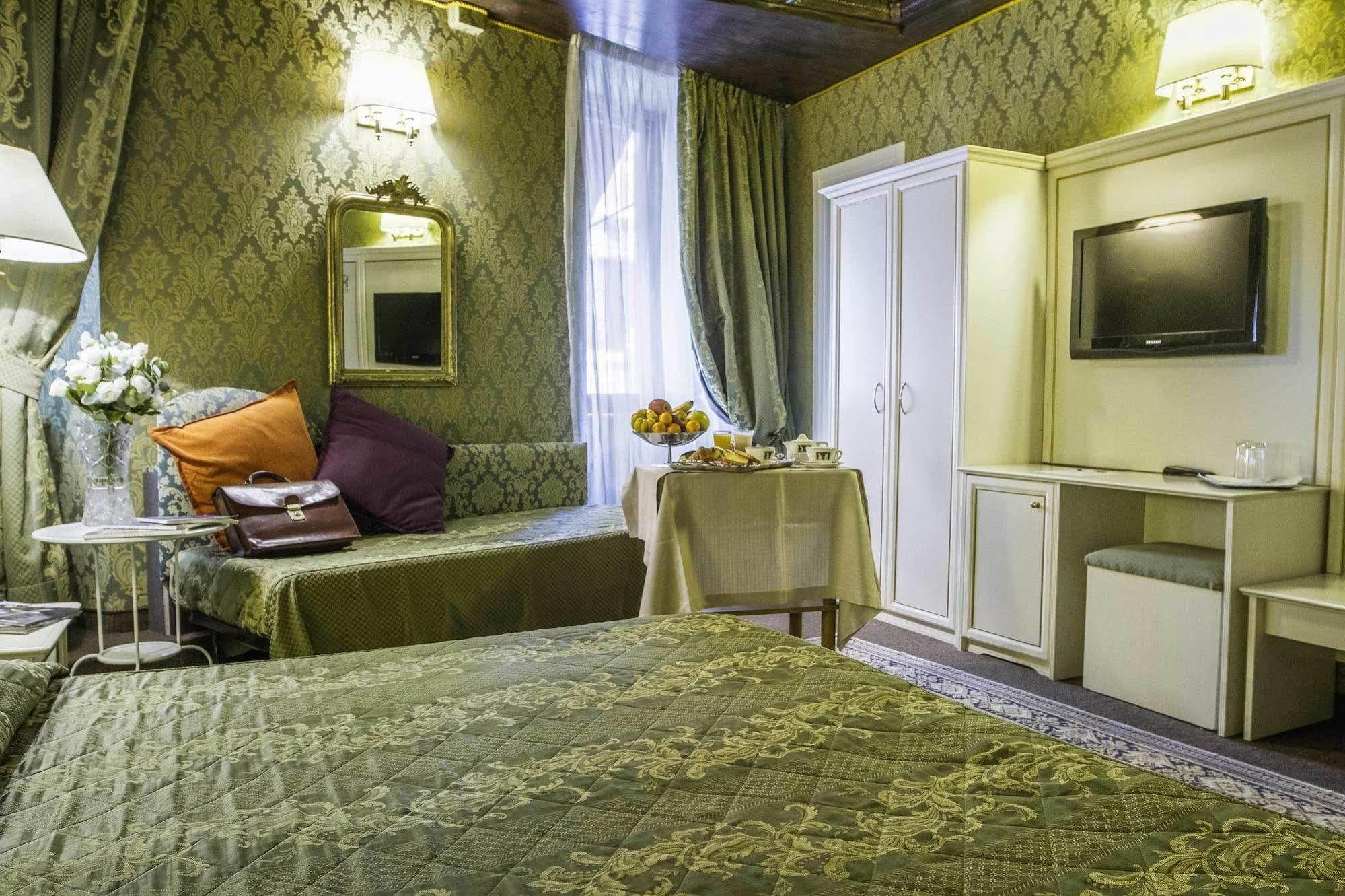 Residenza Canova Tadolini - Gjestgiverier 4*