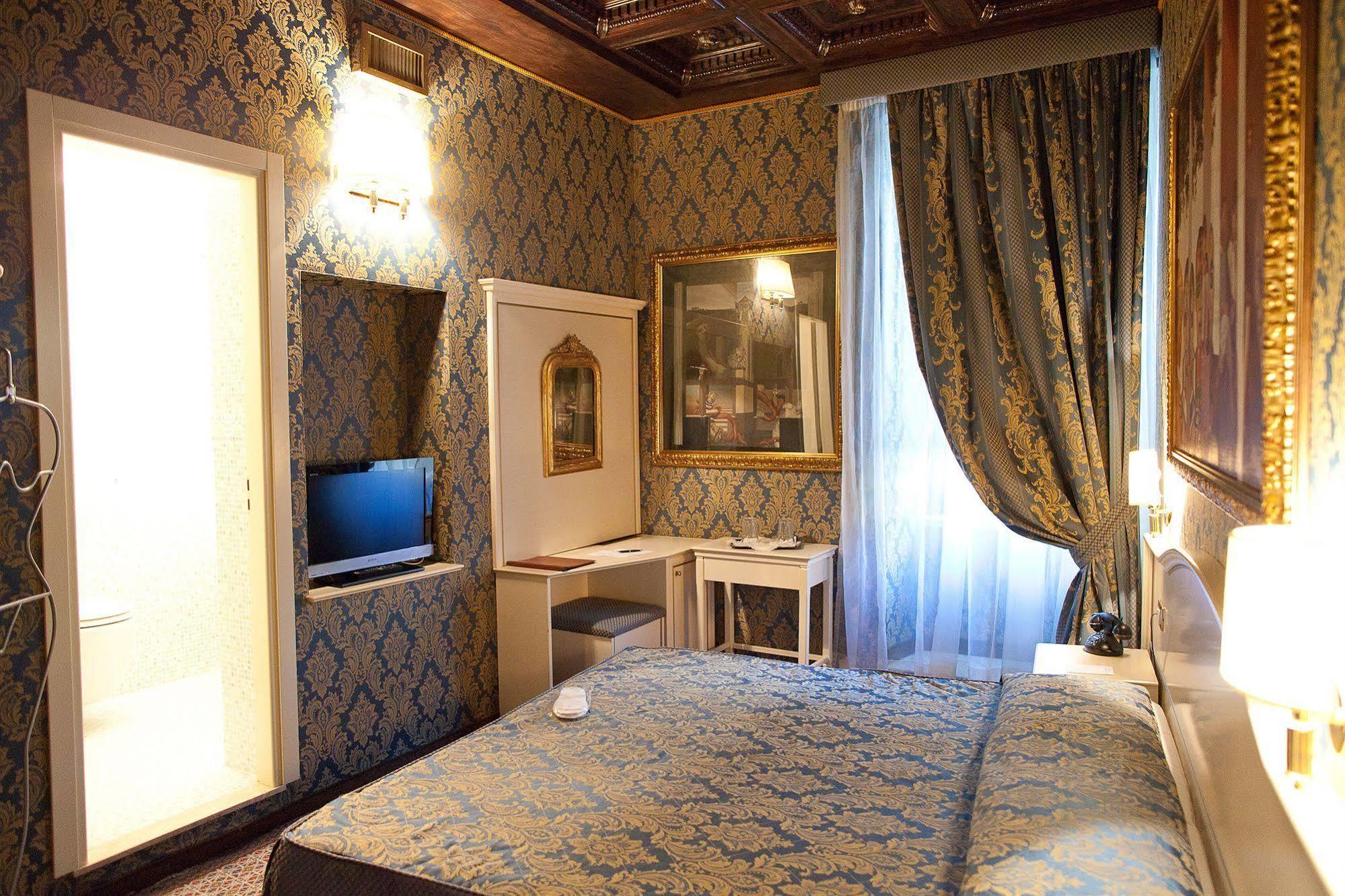 Residenza Canova Tadolini - 4*