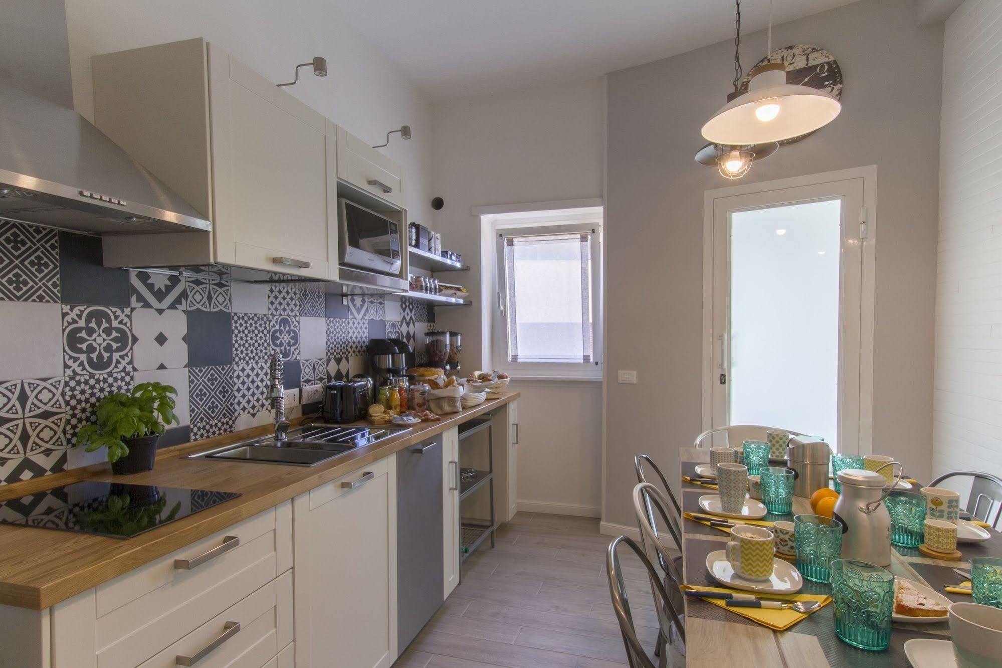 Bed & Breakfast Feelinrome 3*