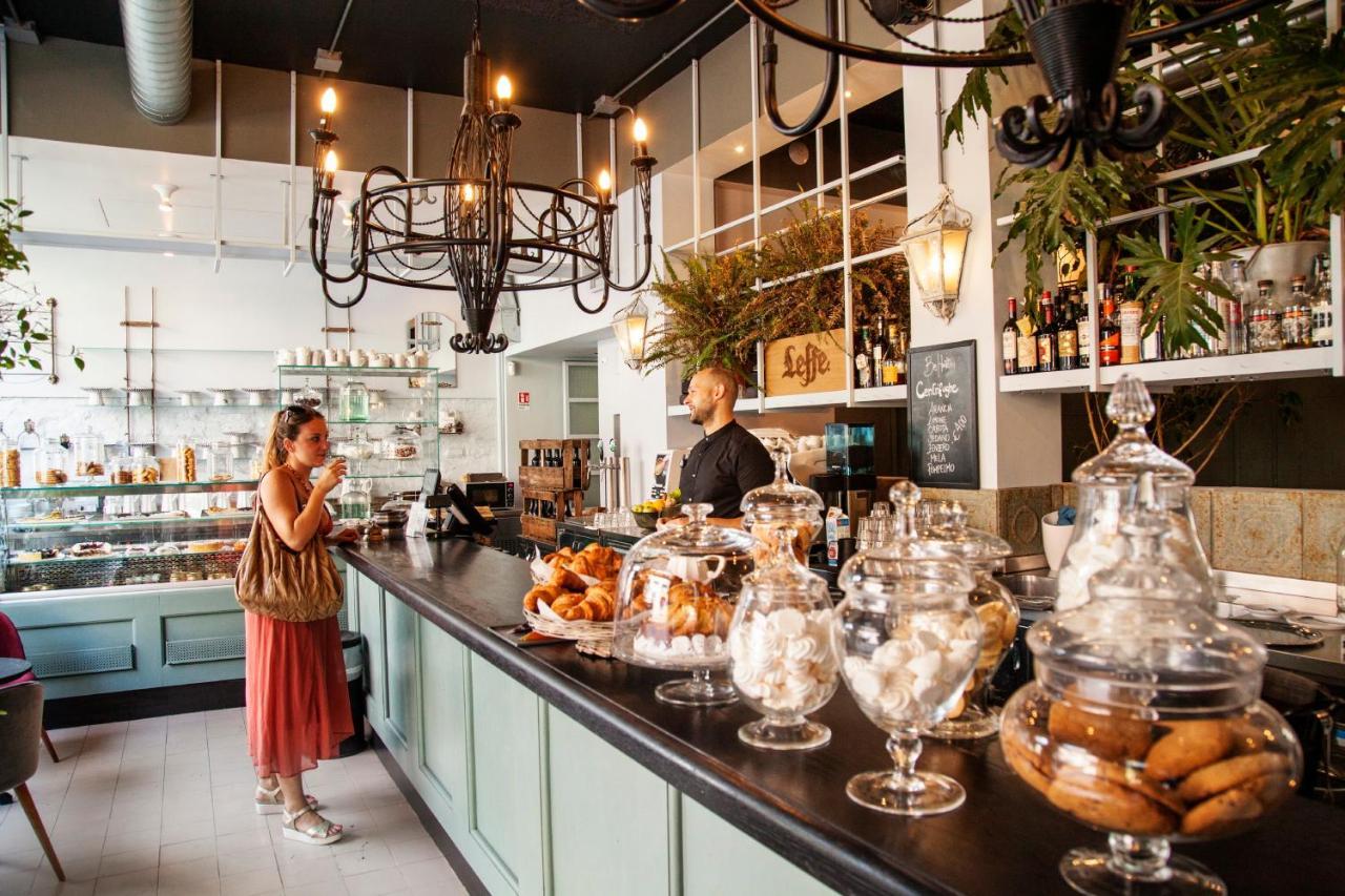 Acomodação com café da manhã  Lights Roma