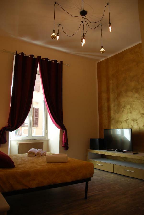 Secret Rhome Colosseum Art * Roma