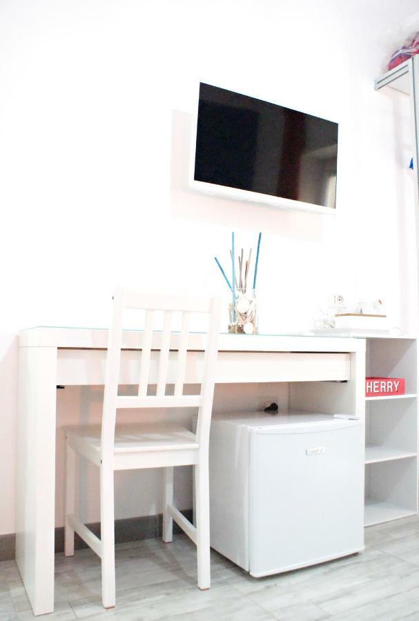Like Family House Bed and breakfast 3*