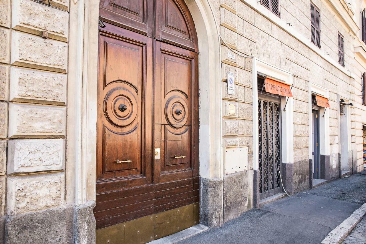 Gh Colosseum Bed & Breakfast 2*