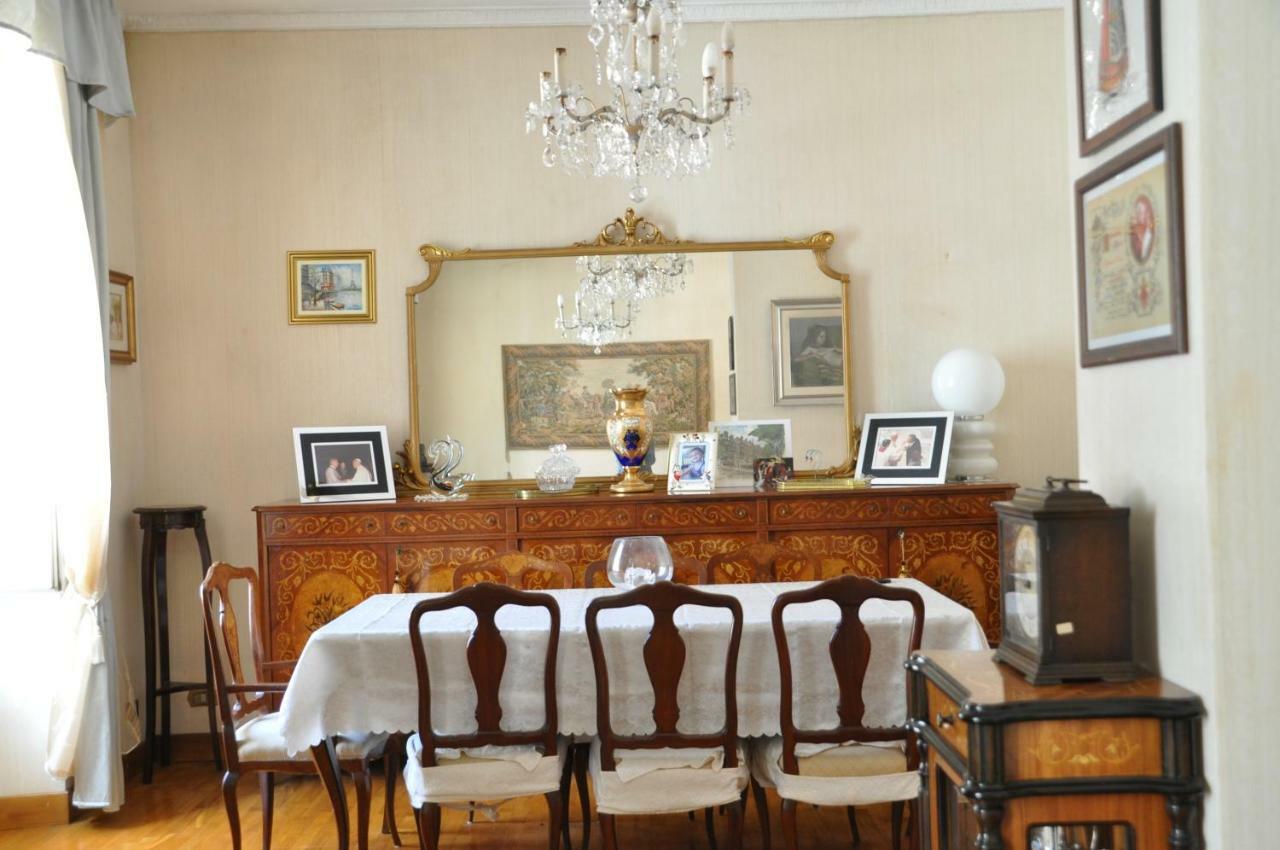 The Queen's Coffer