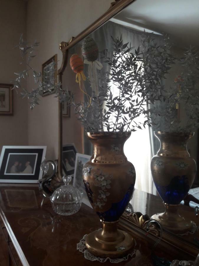 The Queen's Coffer Apartment Rom
