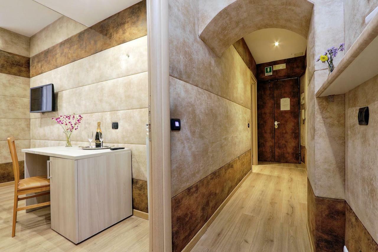 Gialli Vatican 2* Rom